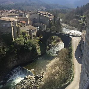 Character House In Le Chastelas Hébergement de vacances